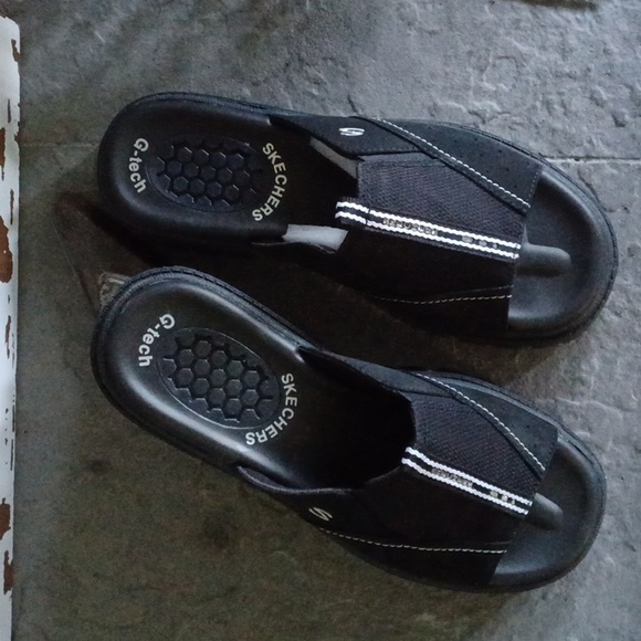 โ๏ธ๐ฆ Sandals by Sketchers - Picture 3 of 3